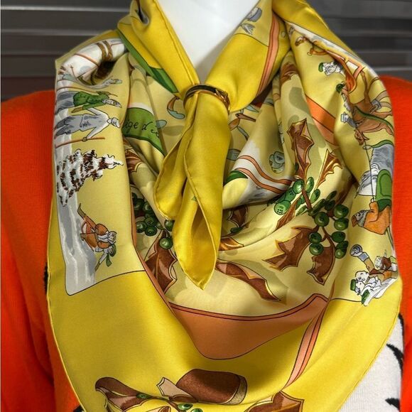 Hermès Yellow Niege D'Antan Silk Scarf - Picture 2 of 6